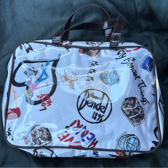 Henri Bendel Weekend Hanging Travel Toiletry Bag - Picture 1 of 6